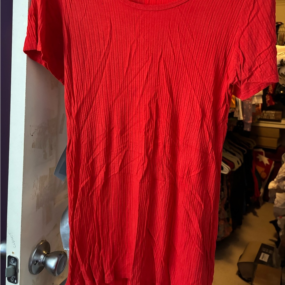 Lula Roe Vibrant Red Ribbed T-Shirt SZ L woman’s top. Never worn
